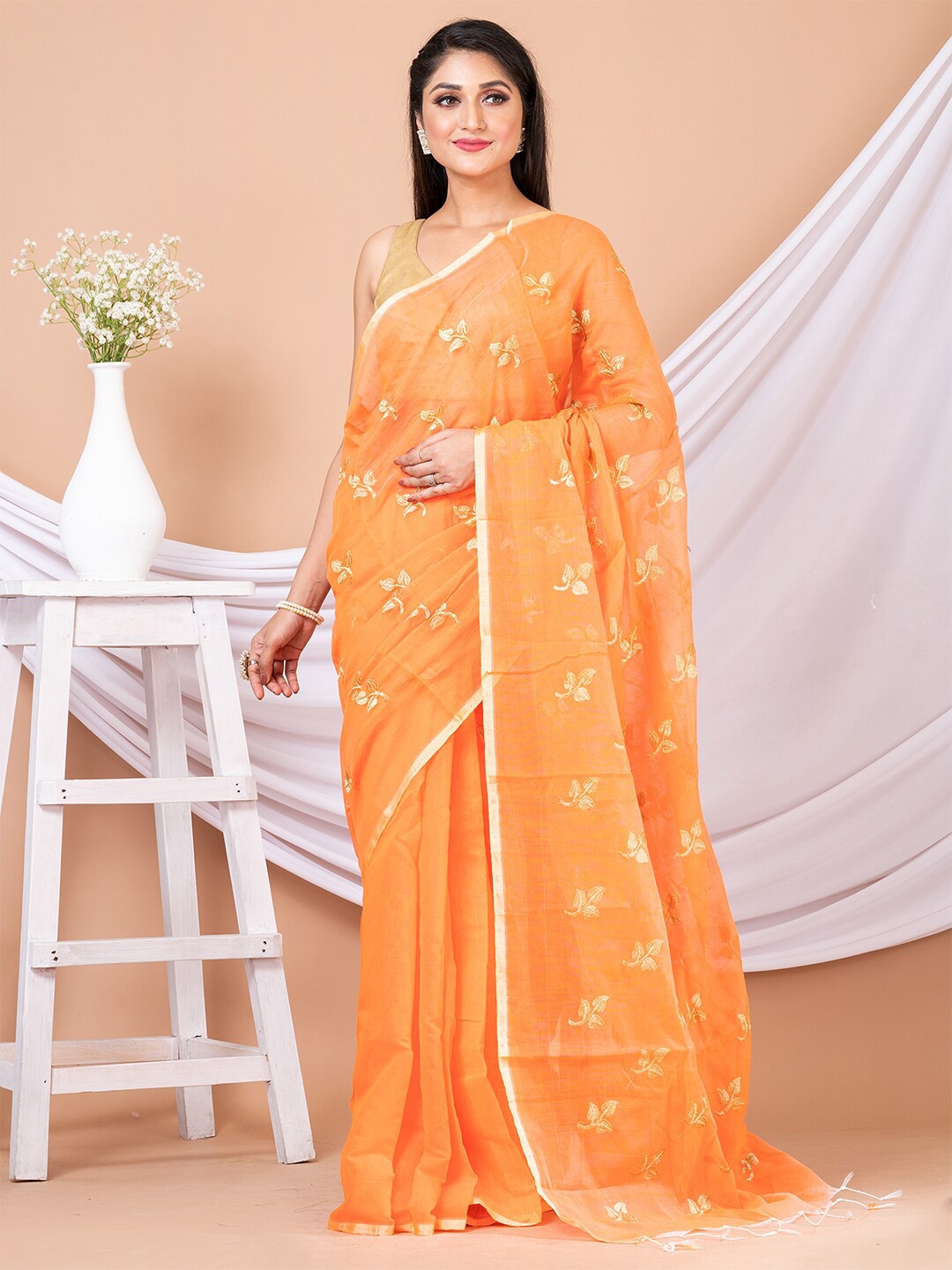

Laa Calcutta Floral Printed Silk Cotton Saree, Orange