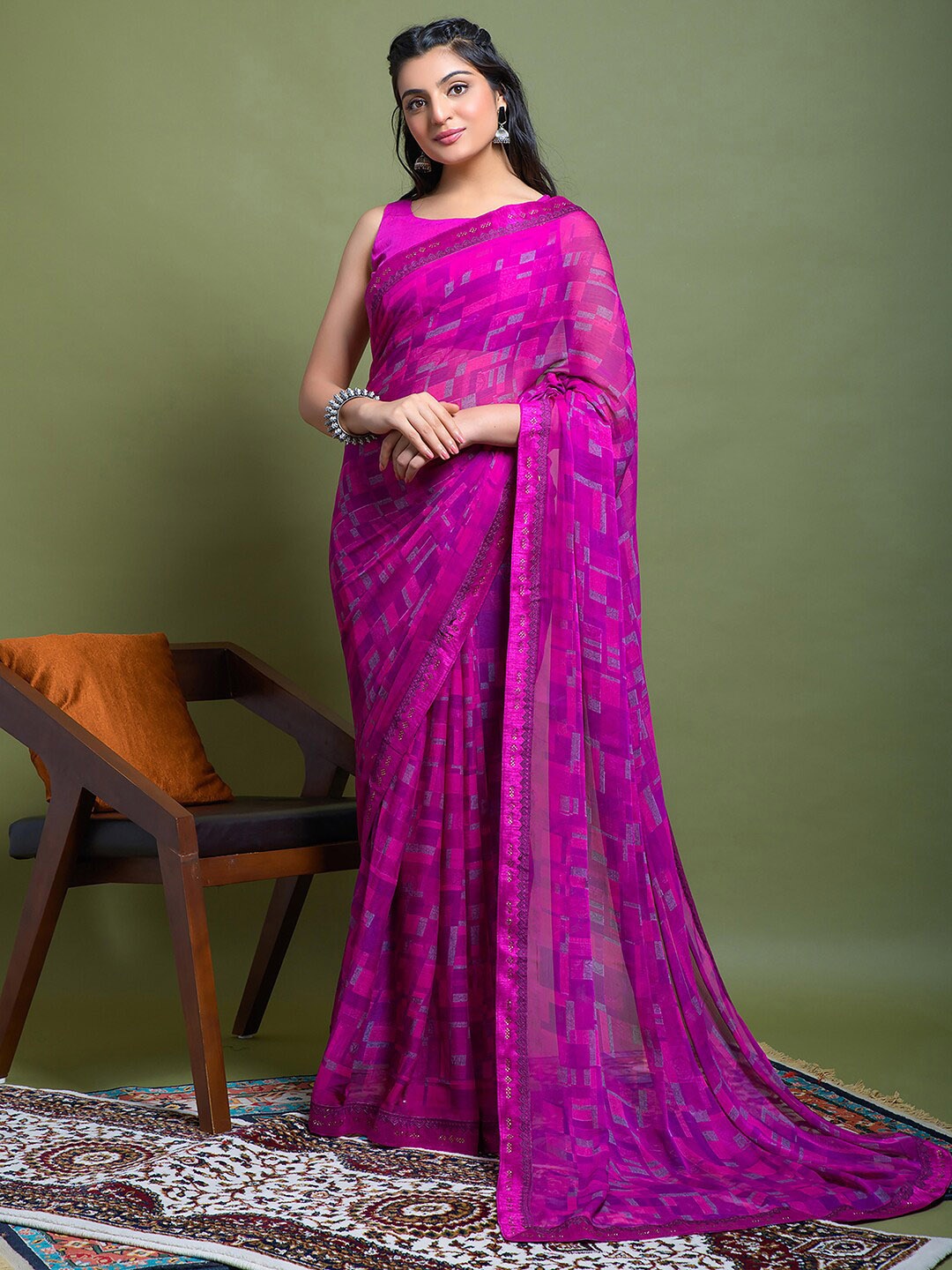 

Mitera Purple Geometric Printed Saree