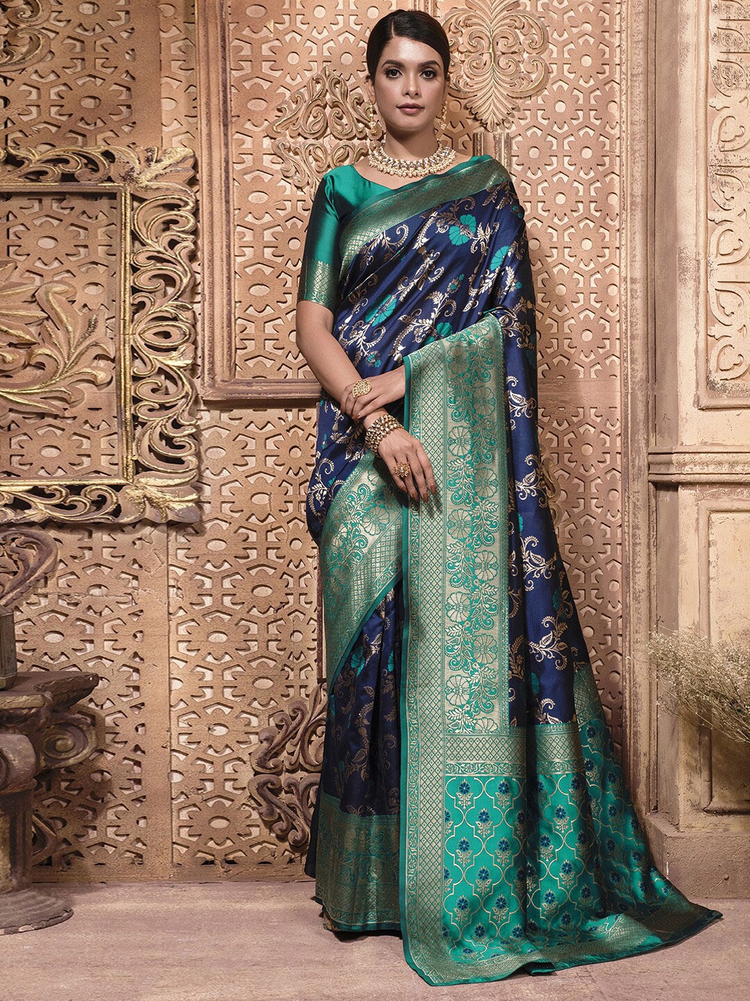 

Mitera Woven Design Zari Banarasi Saree, Navy blue