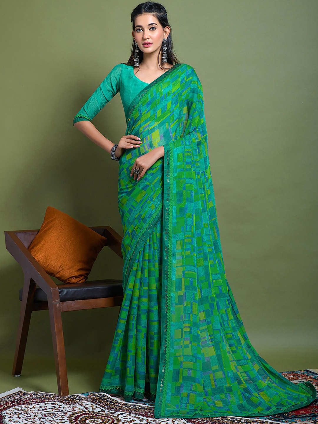 

Mitera Lime Green & Green Geometric Printed Saree