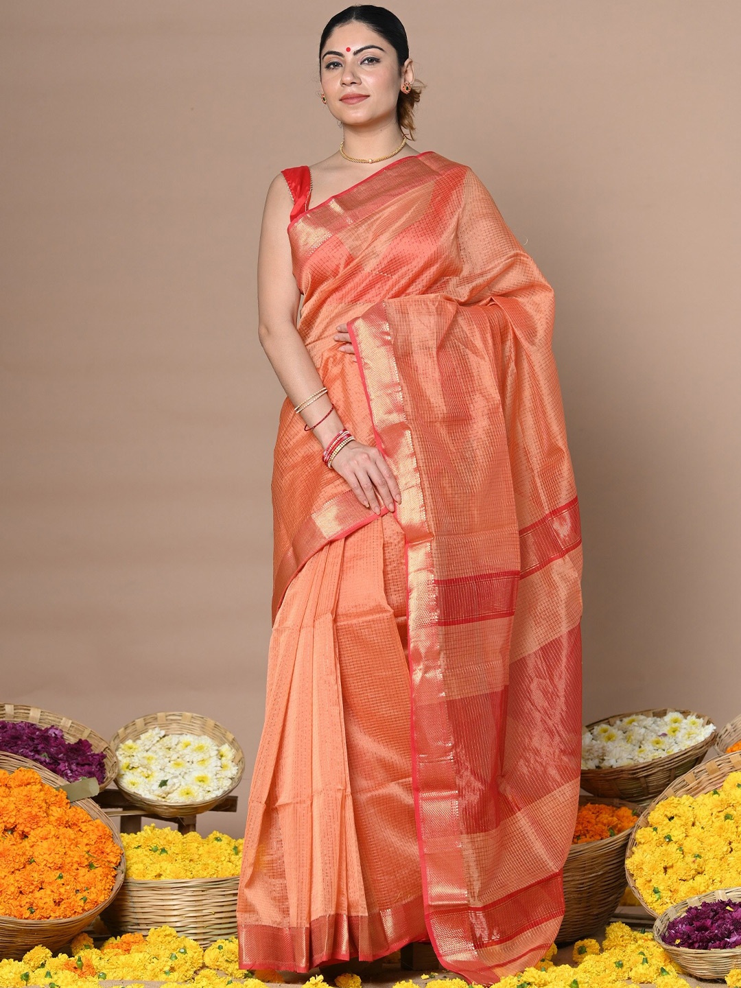 

Very Much Indian Checked Woven Design Zari Silk Cotton Paithani Saree, Peach