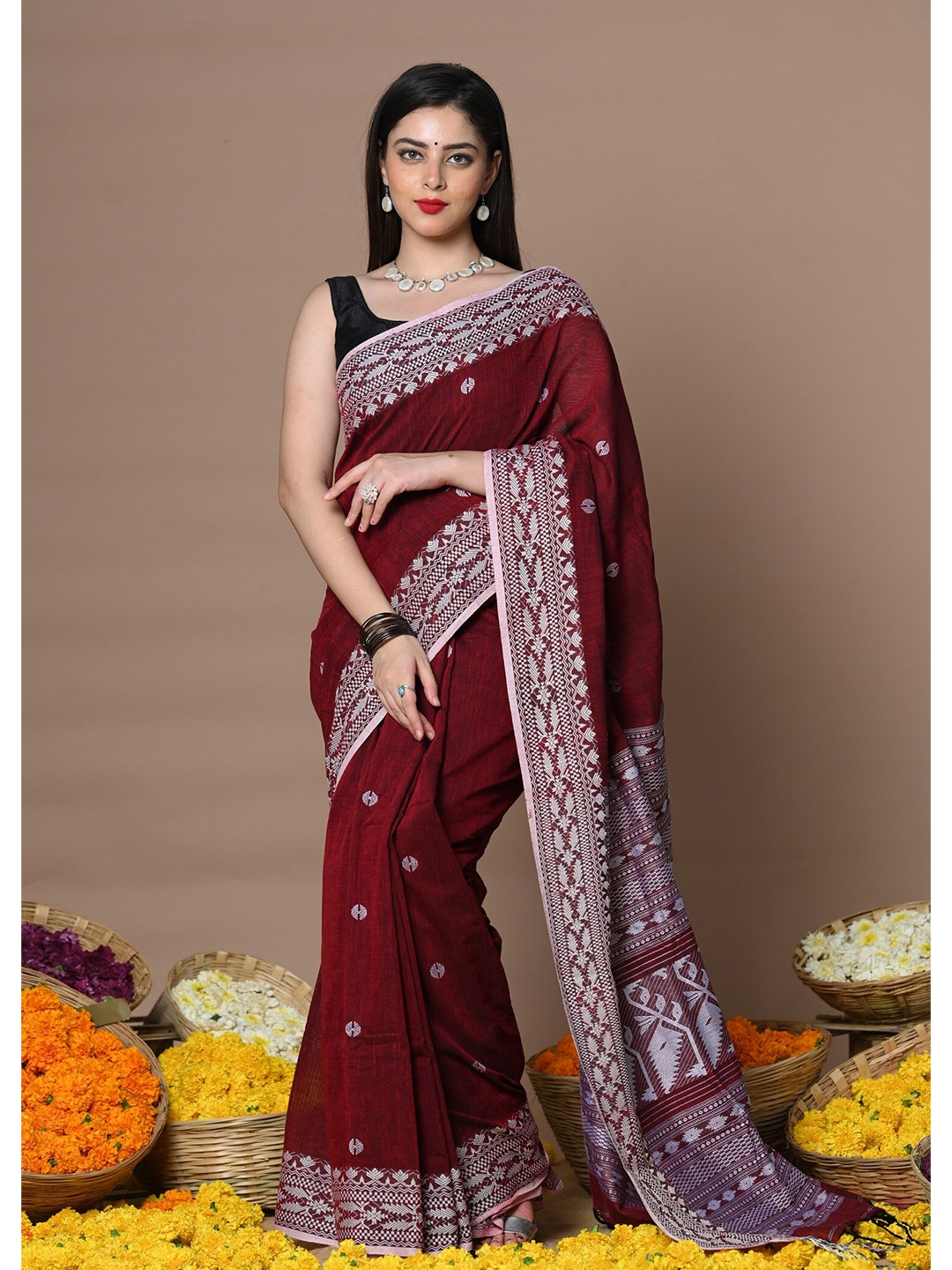 

Very Much Indian Ethnic Motifs Woven Design Pure Cotton Paithani Saree, Maroon