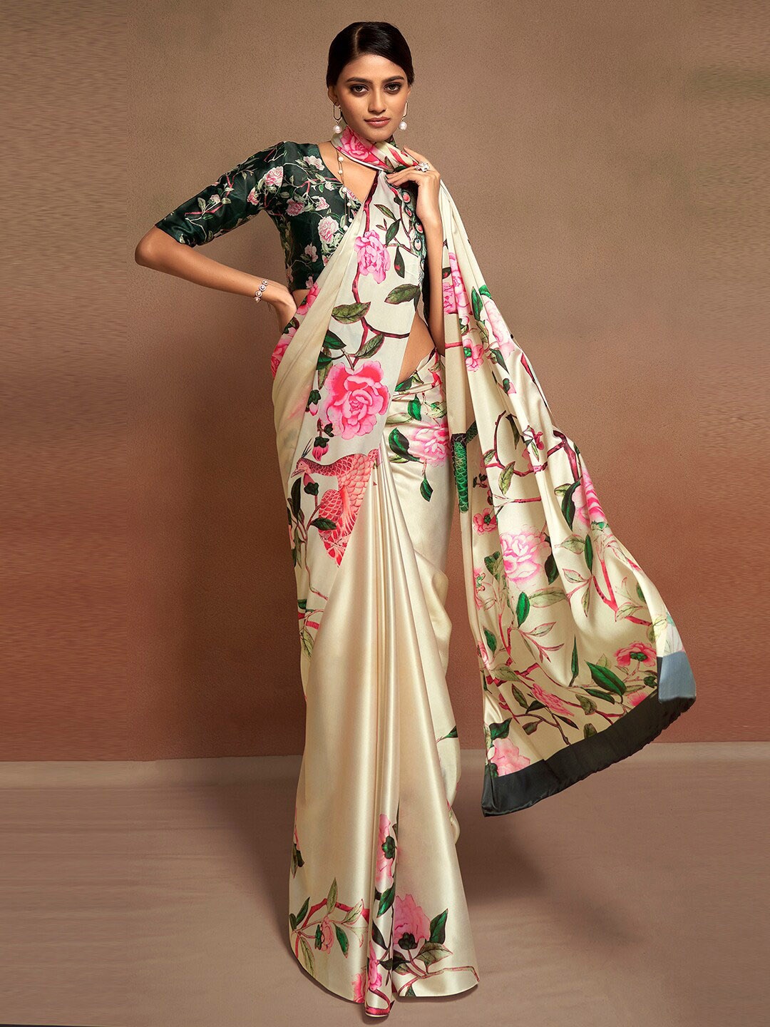 

Satrani Floral Printed Satin Saree, Off white