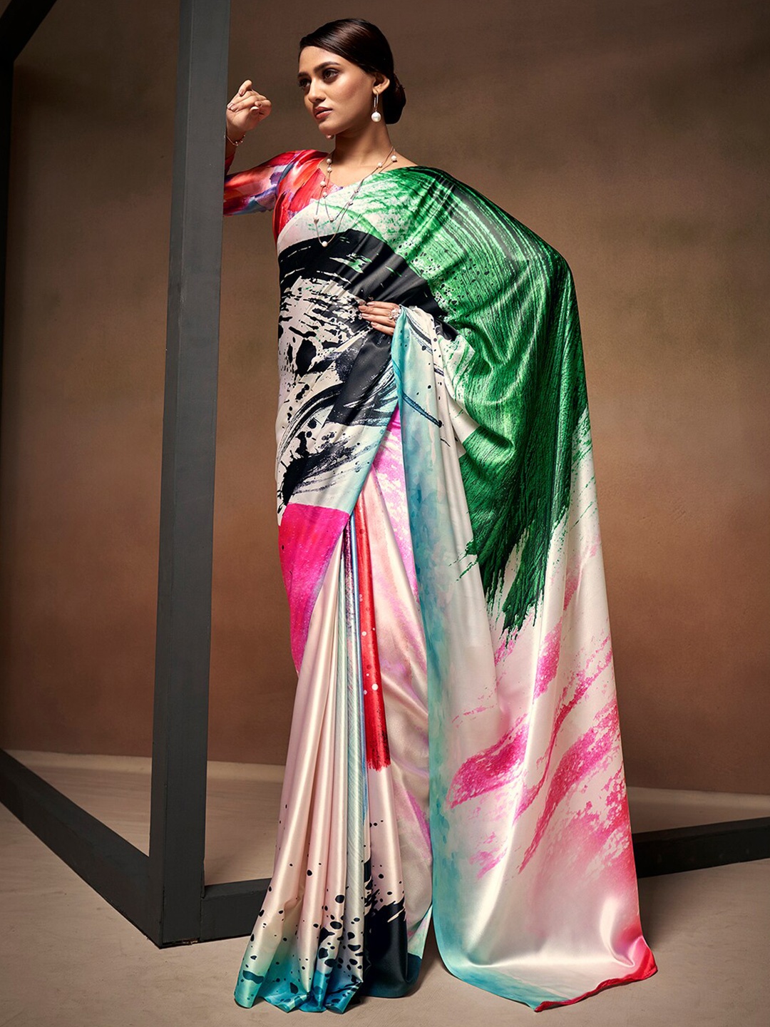 

Satrani Colourblocked Satin Saree, White