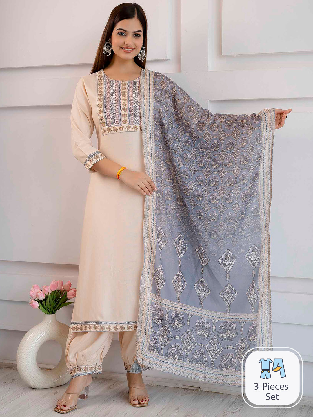 

KALINI Floral Embroidered Thread Work Kurta With Salwar & Dupatta, Cream