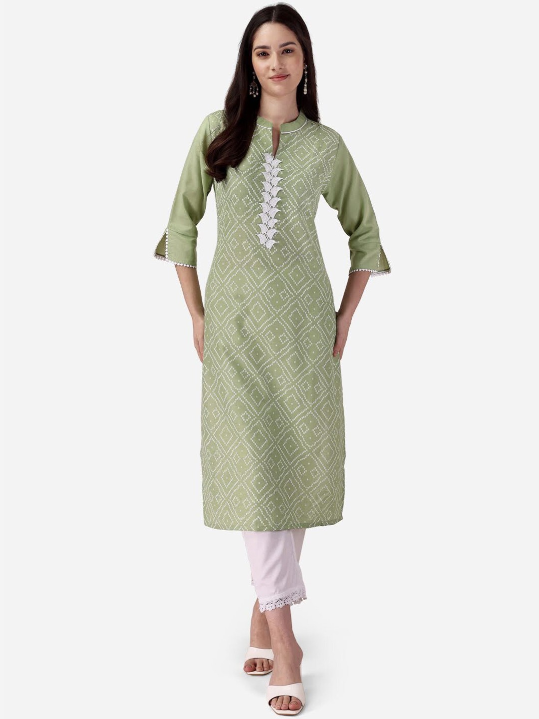 

APROZONE Bandhani Printed Straight Kurta with Trousers, Green