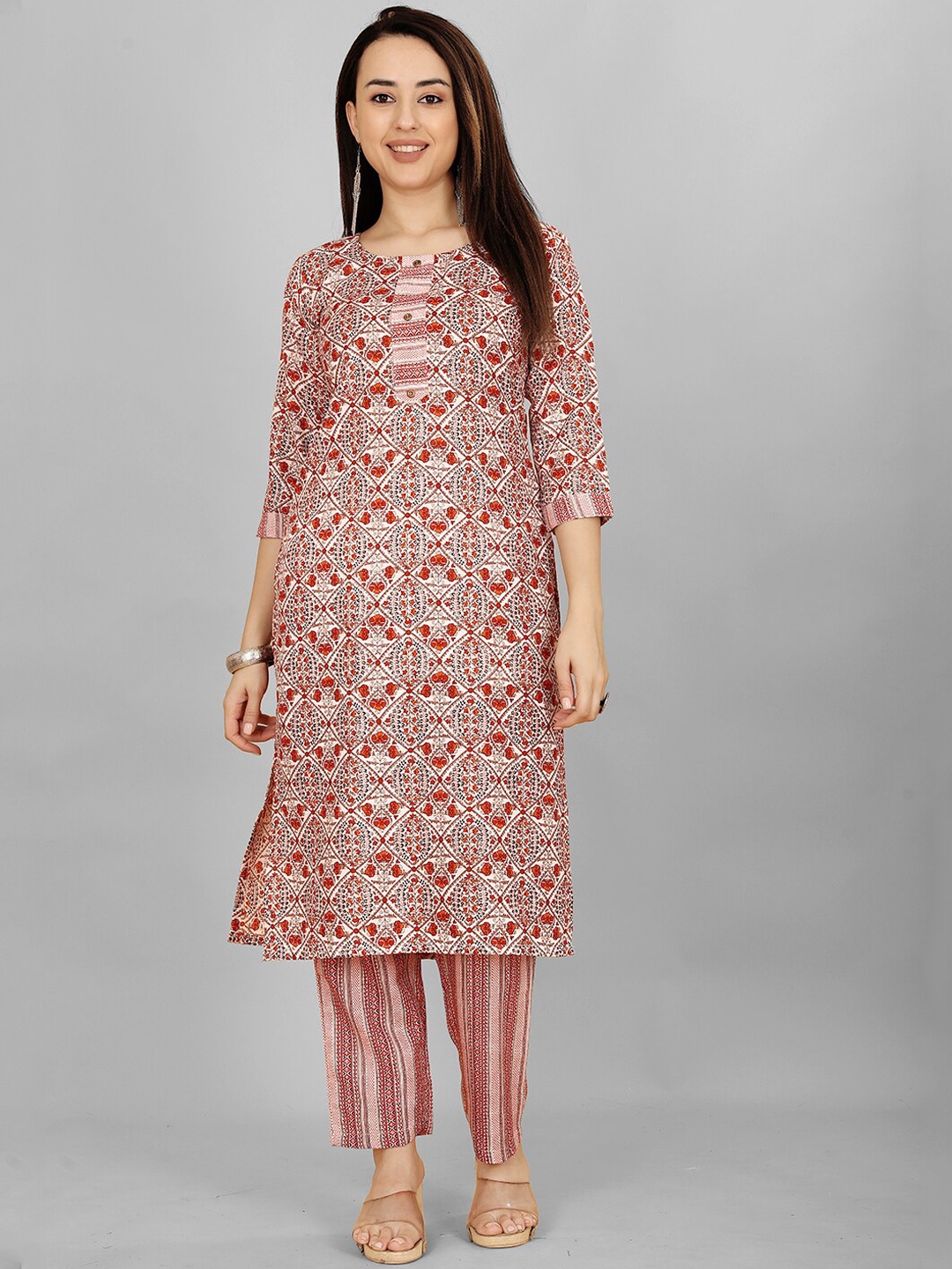 

Lilots Ethnic Motifs Printed Straight Kurta with Trousers, Red