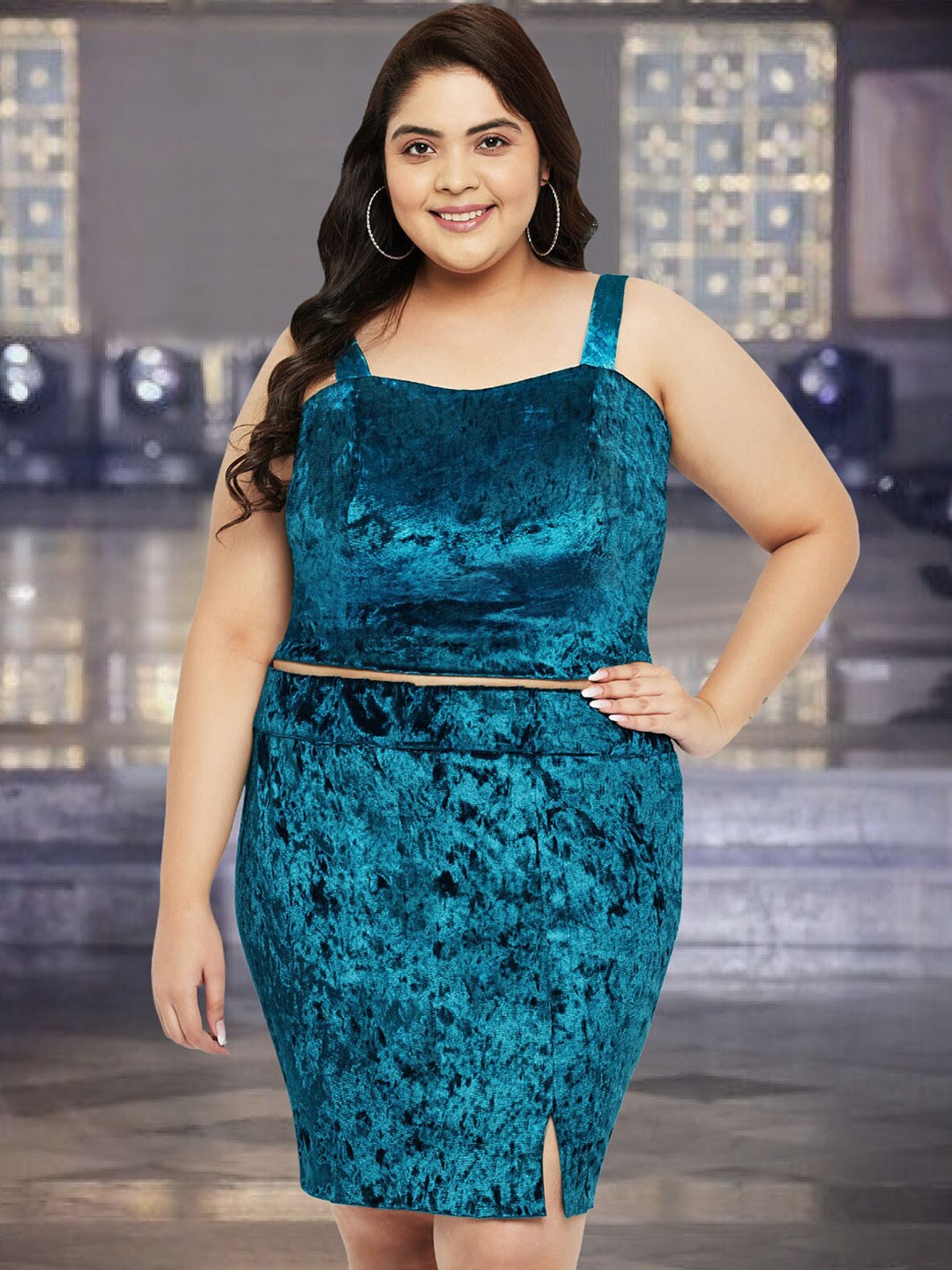

wild U Plus Size Embellished Shoulder Strap Co-Ords, Green