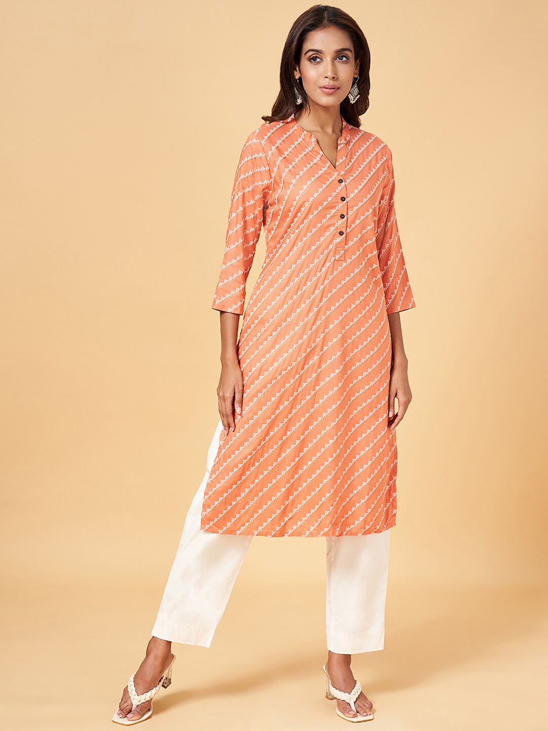 

RANGMANCH BY PANTALOONS Ethnic Motifs Printed Kurta, Peach
