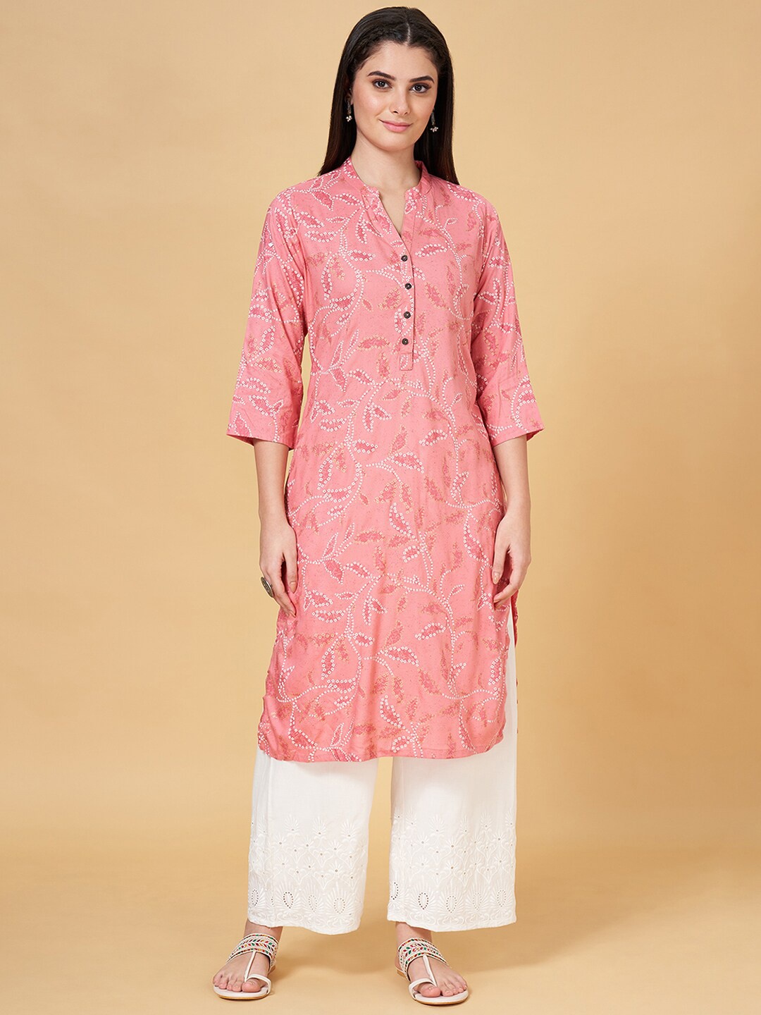 

RANGMANCH BY PANTALOONS Floral Printed Mandarin Collar Straight Kurta, Peach