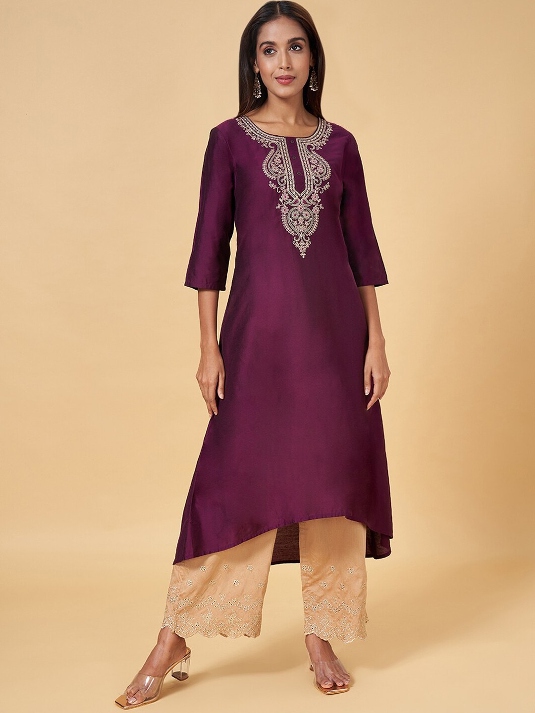 

RANGMANCH BY PANTALOONS Ethnic Embroidered Round Neck Sequined Straight Kurta, Purple