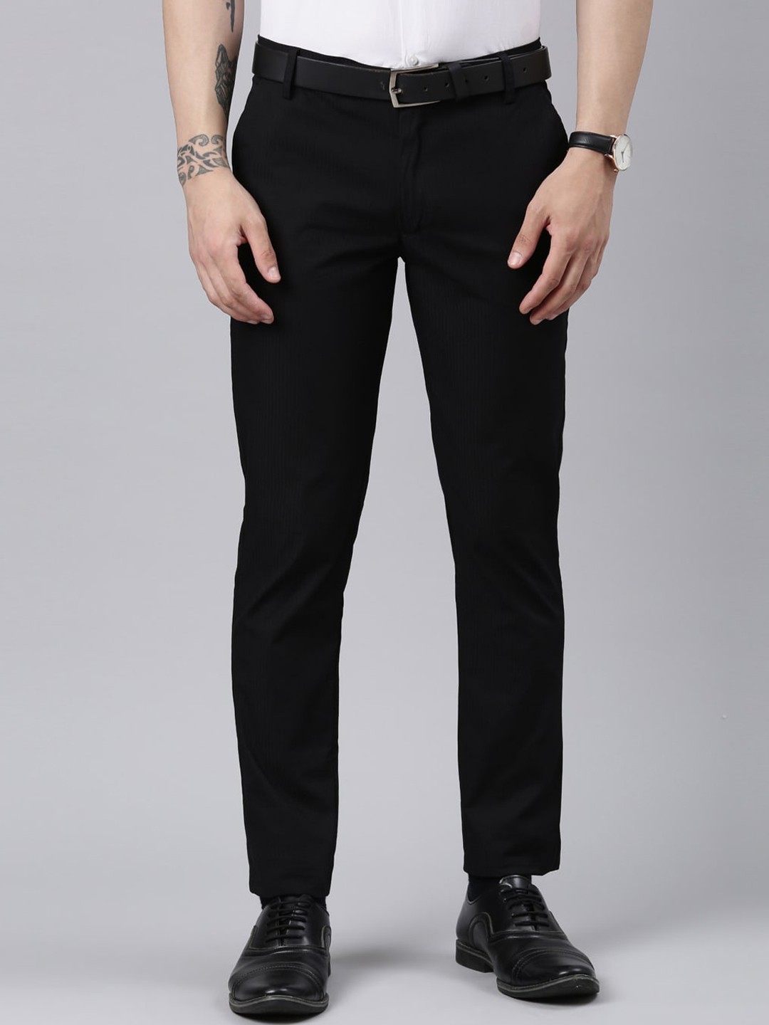 

THE SOUL PATROL Men Mid Rise Regular Fit Formal Trousers, Black