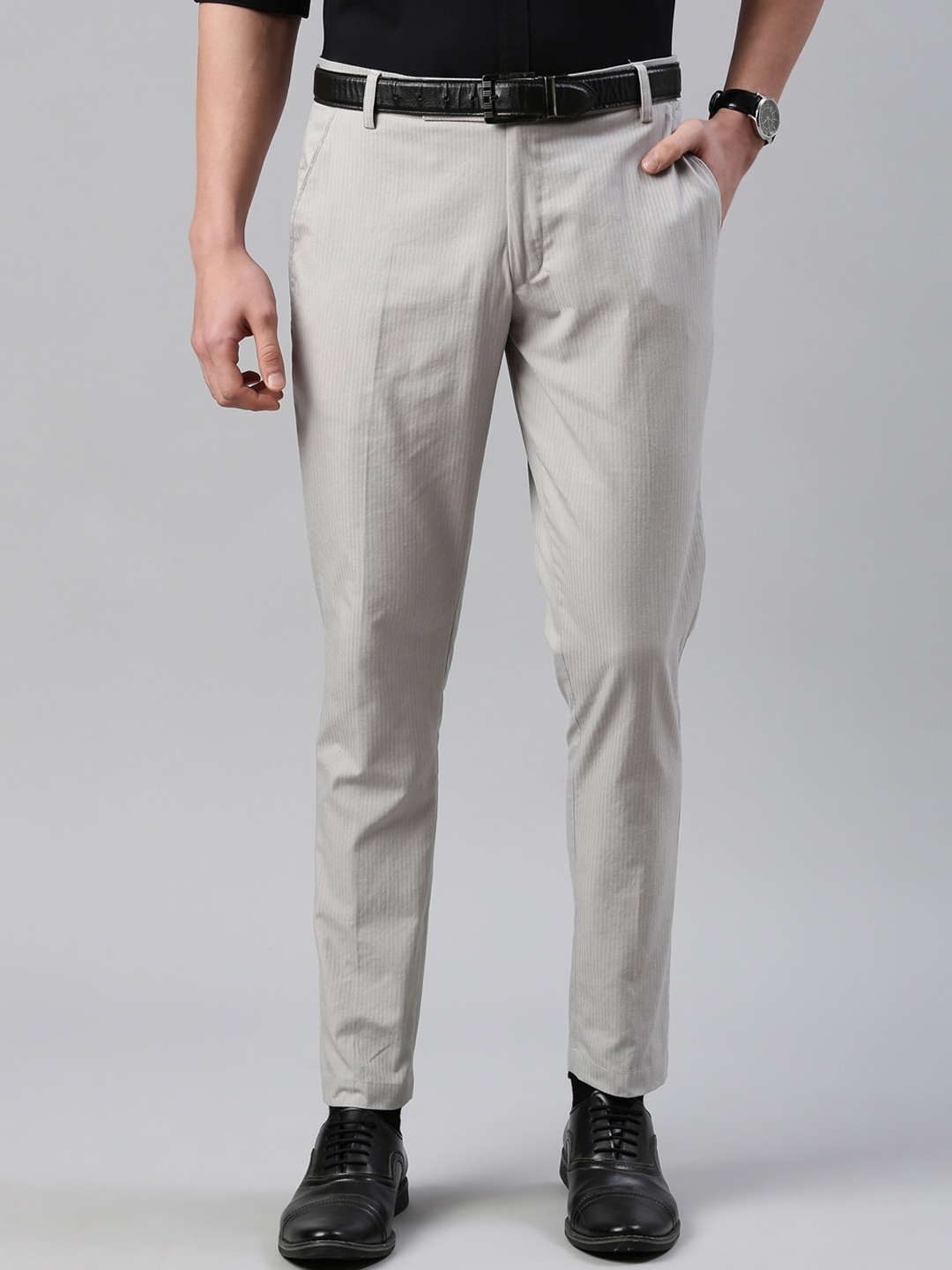 

THE SOUL PATROL Men Tapered Fit Cropped Formal Trouser, Grey