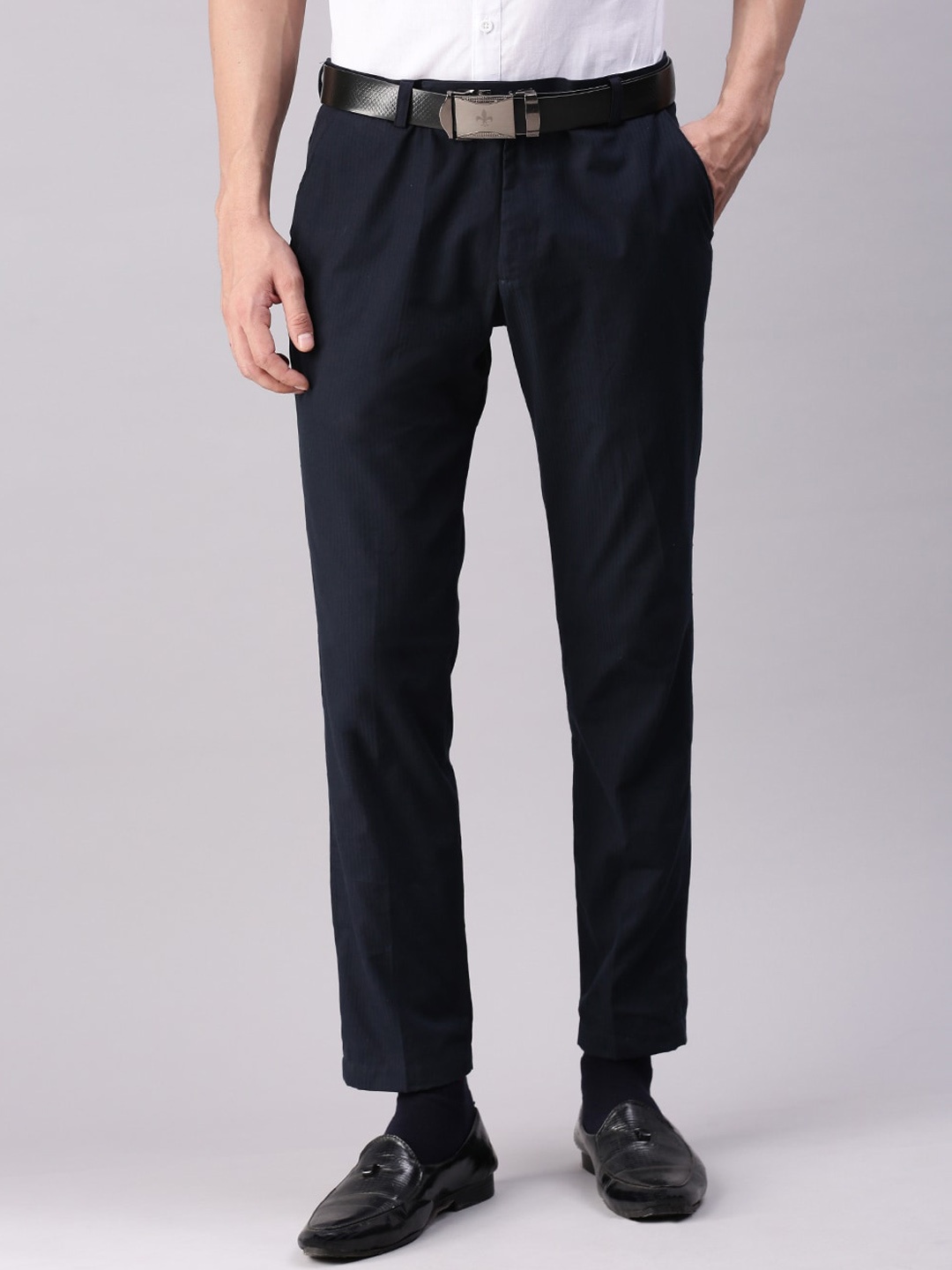 

THE SOUL PATROL Men Tapered Fit Cropped Formal Trouser, Navy blue