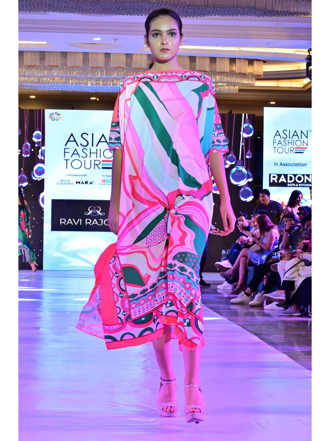 

Rajoria Instyle Abstract Printed Extended Sleeves Midi Kaftan dress, Pink