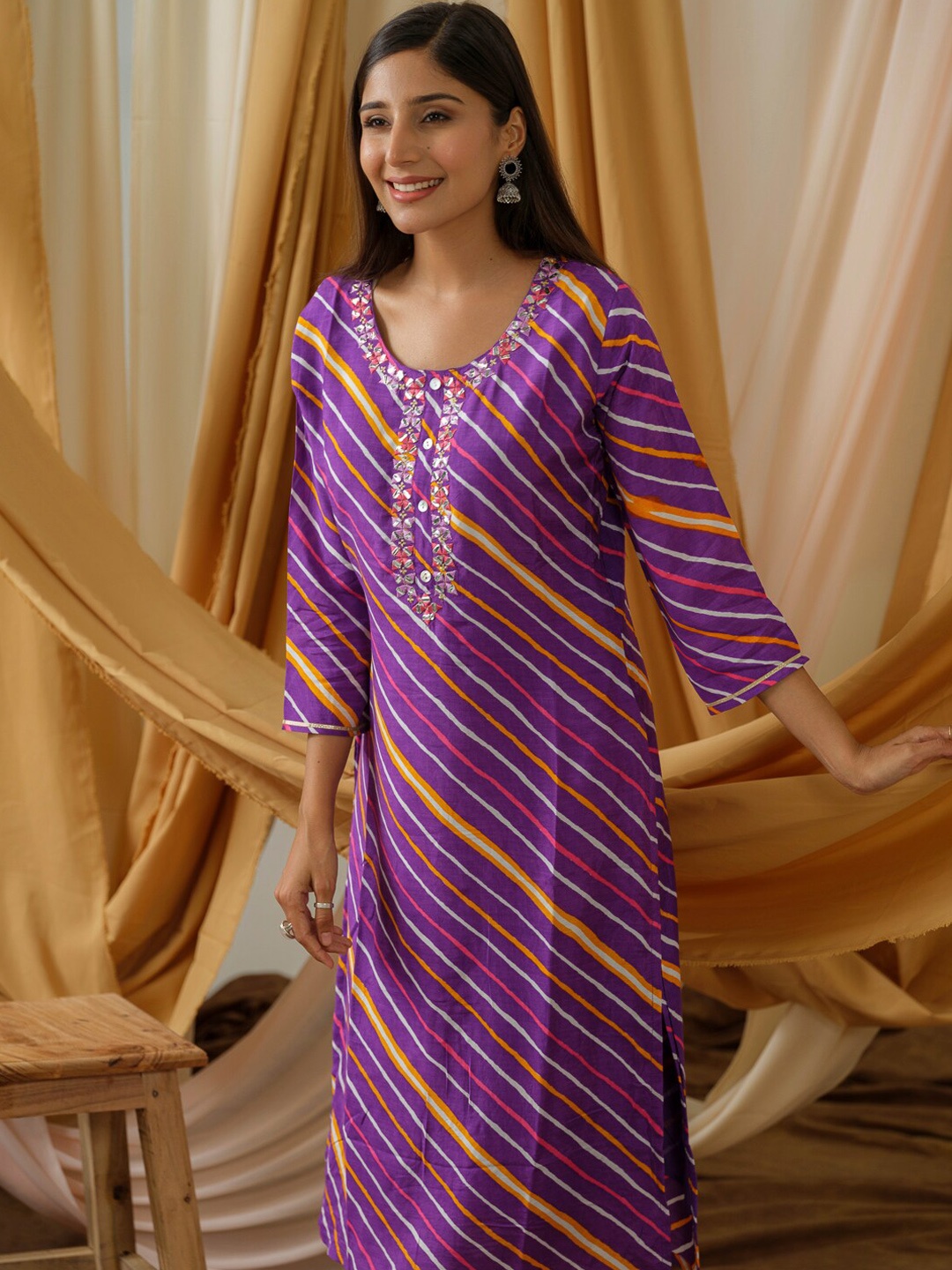 

Sangria Striped Straight Kurta, Purple