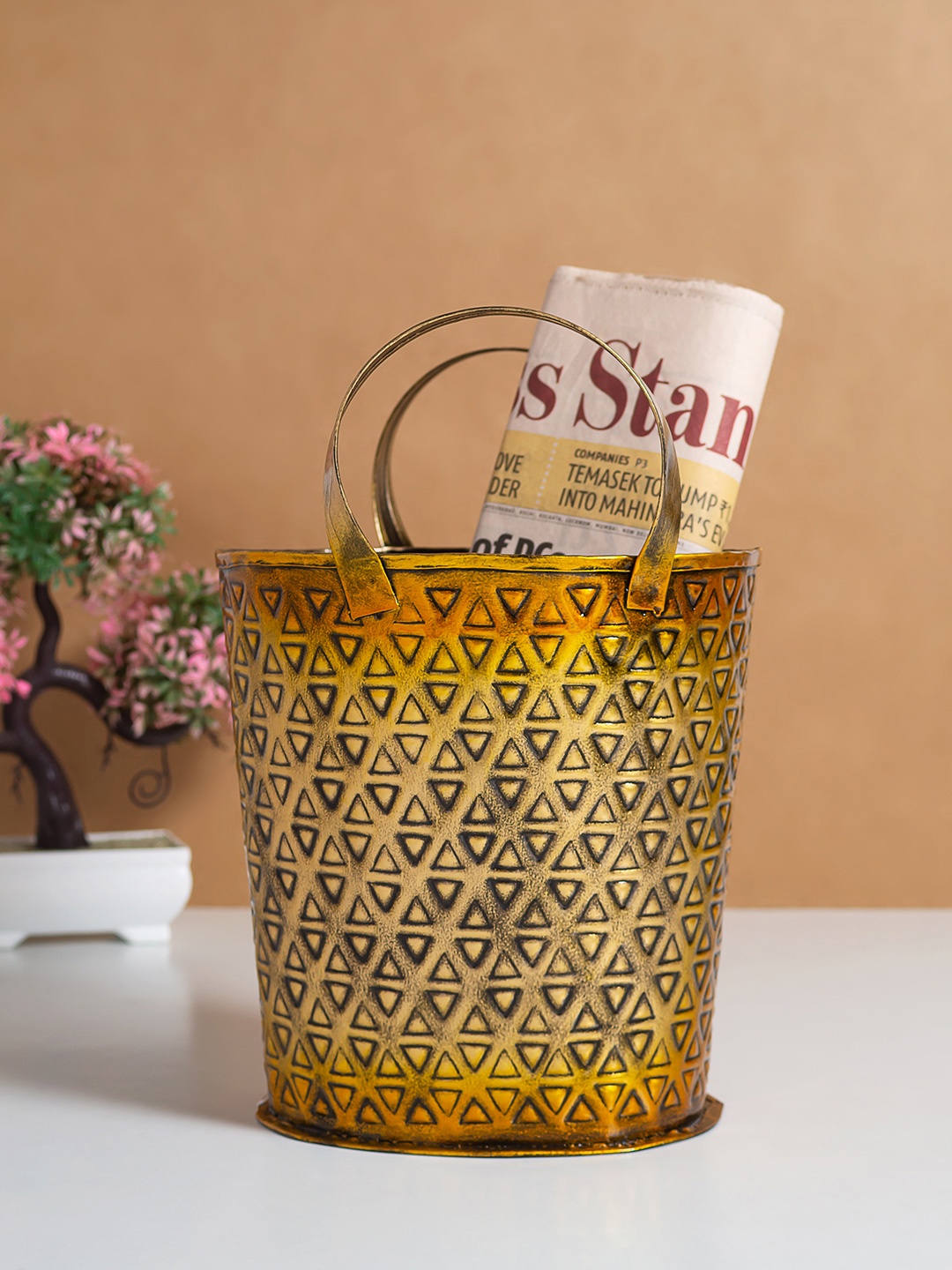 

Golden Peacock Yellow Cylinder Shaped Book Organizer Cum Showpiece