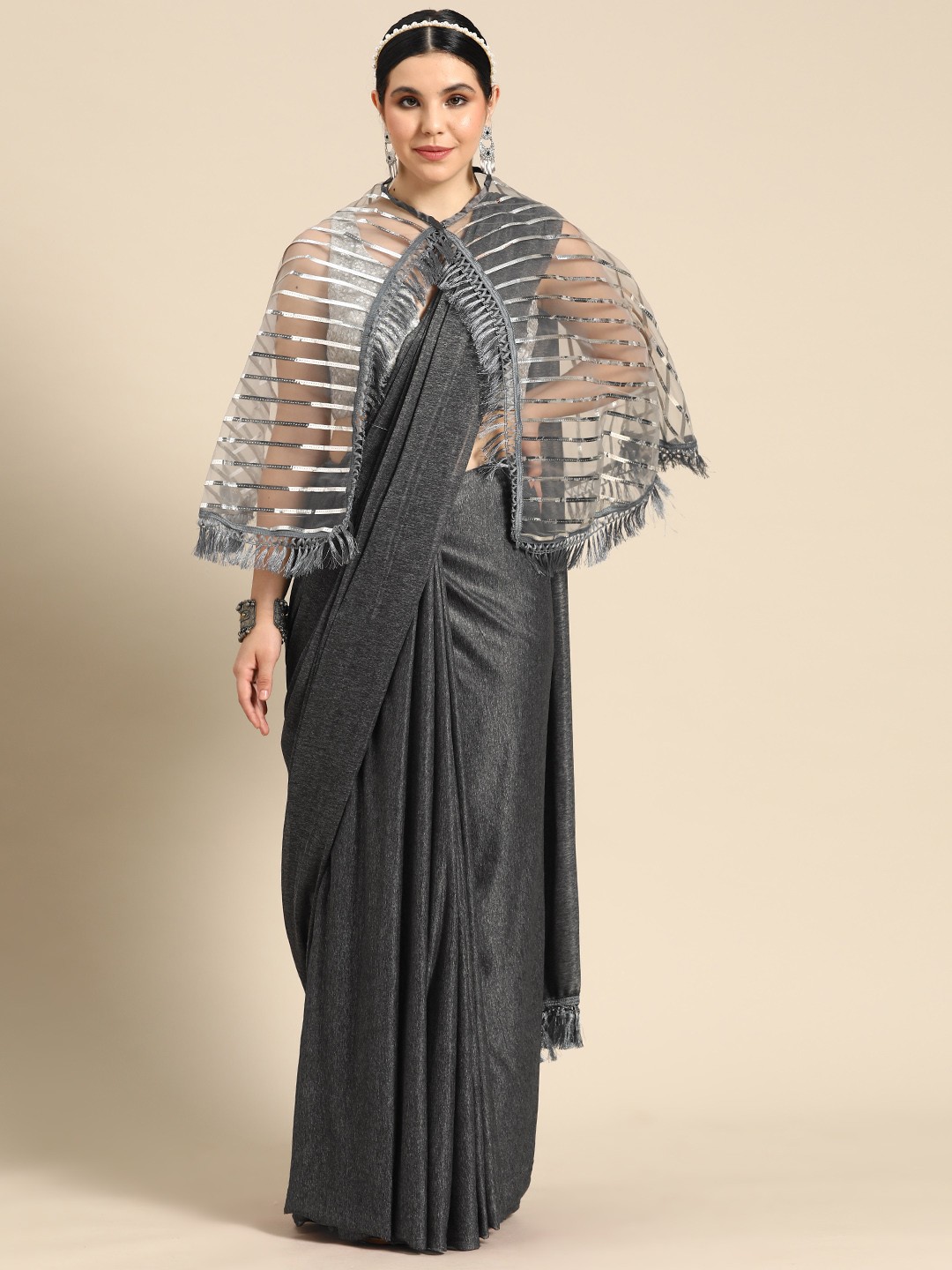 

Tikhi Imli Solid Embroidered Saree, Grey