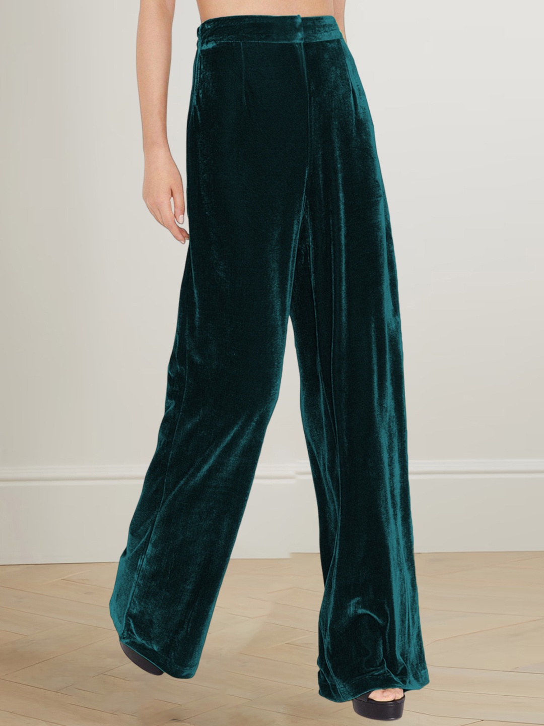 

StyleCast Women Loose Fit High Rise Pleated Parallel Trousers, Green