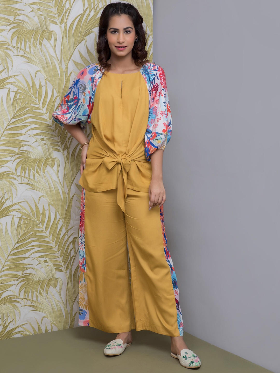

Rhe-Ana Printed Boat Neck Top With Trousers, Mustard