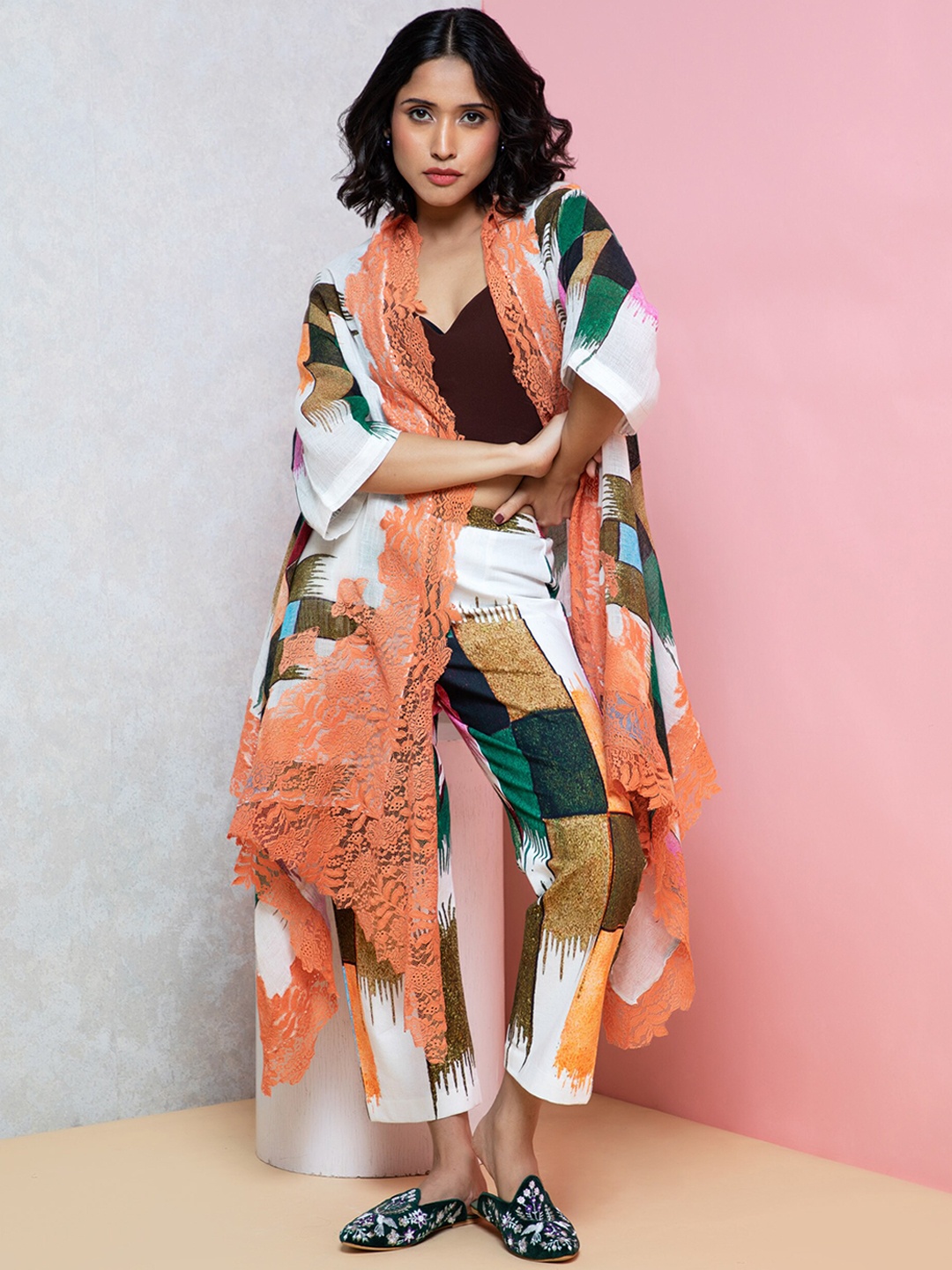 

Rhe-Ana Printed Shawl Neck Shrug with Trousers, Peach