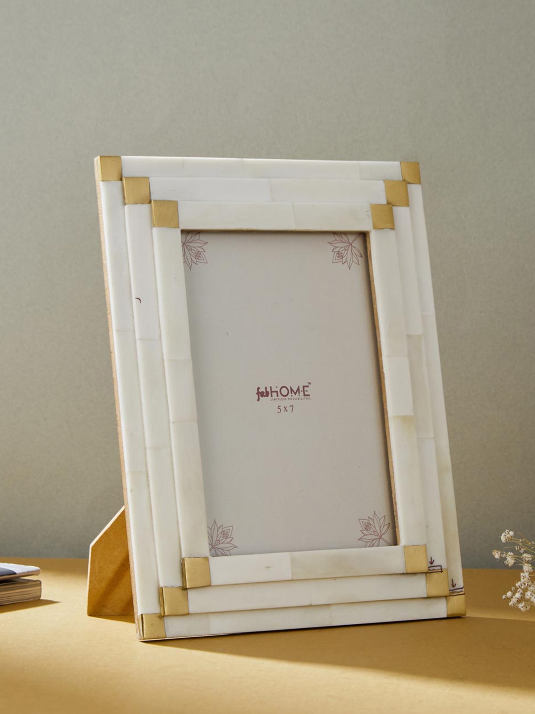 

Fabindia Mithya White Wooden Photo Frame