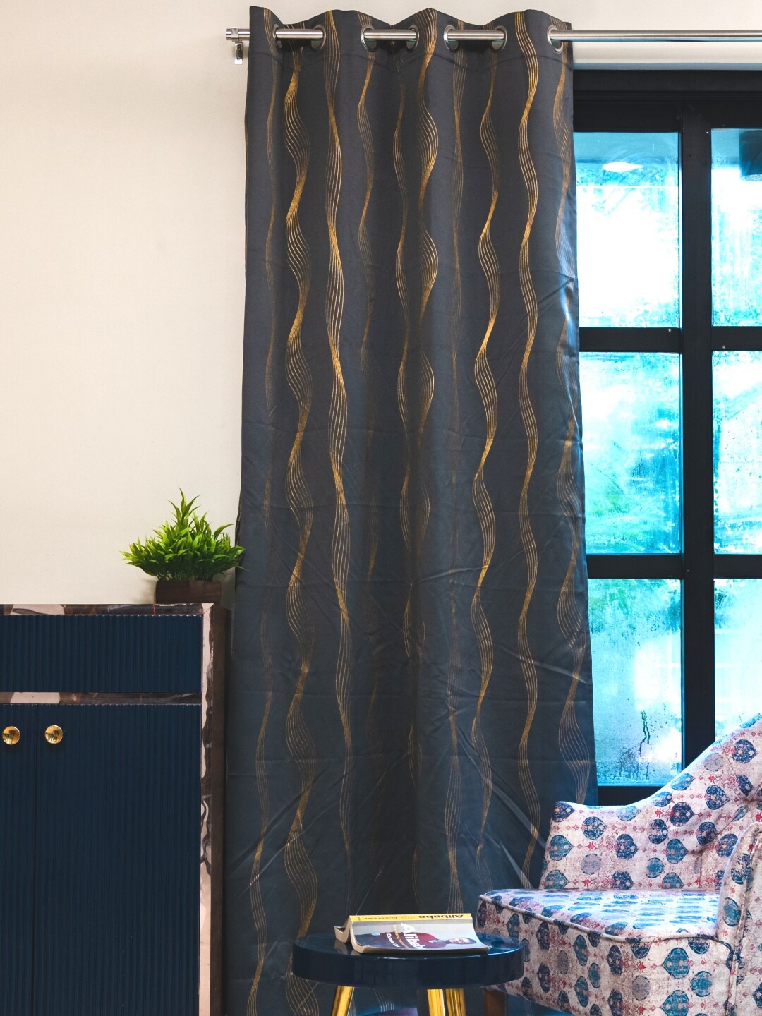 

URBAN SPACE Grey & Gold-Toned Black Out Door Curtain