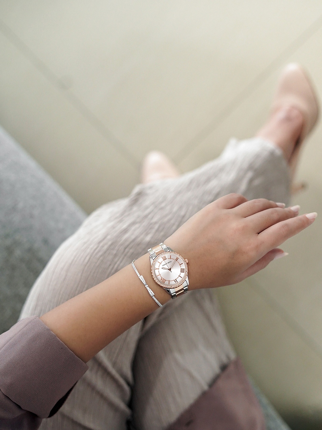 

JOKER & WITCH Women Watch & Bracelet Gift Set, Rose gold