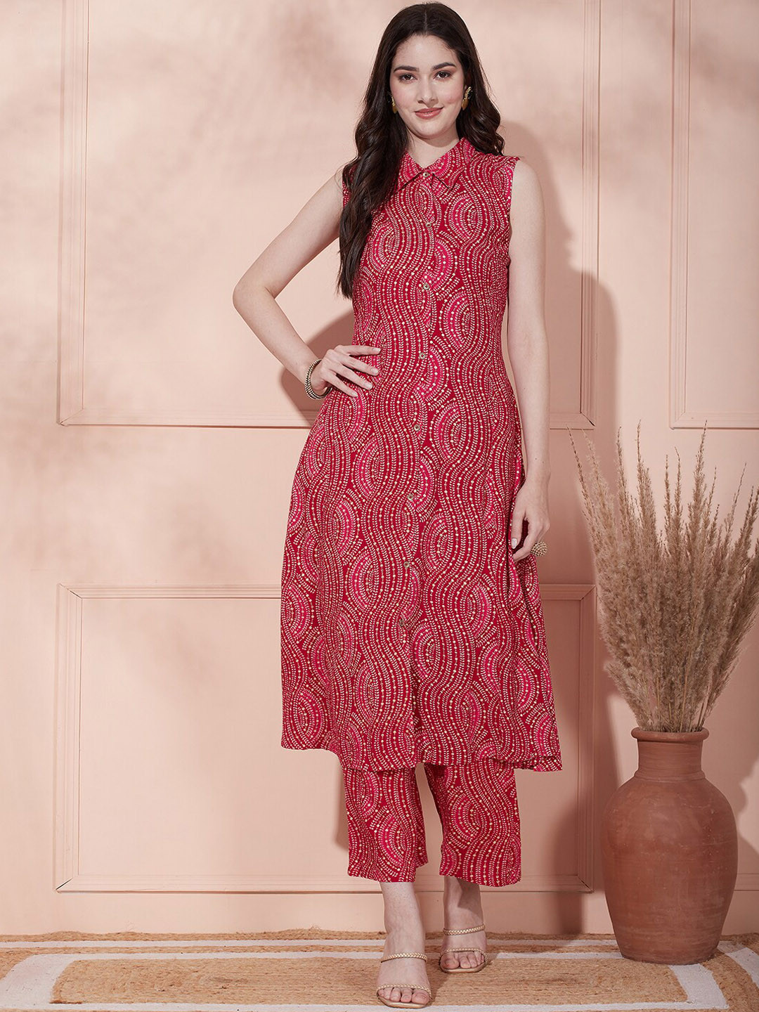 

FASHOR Ethnic Motifs Printed Shirt Collar A-Line Kurta With Trousers, Red