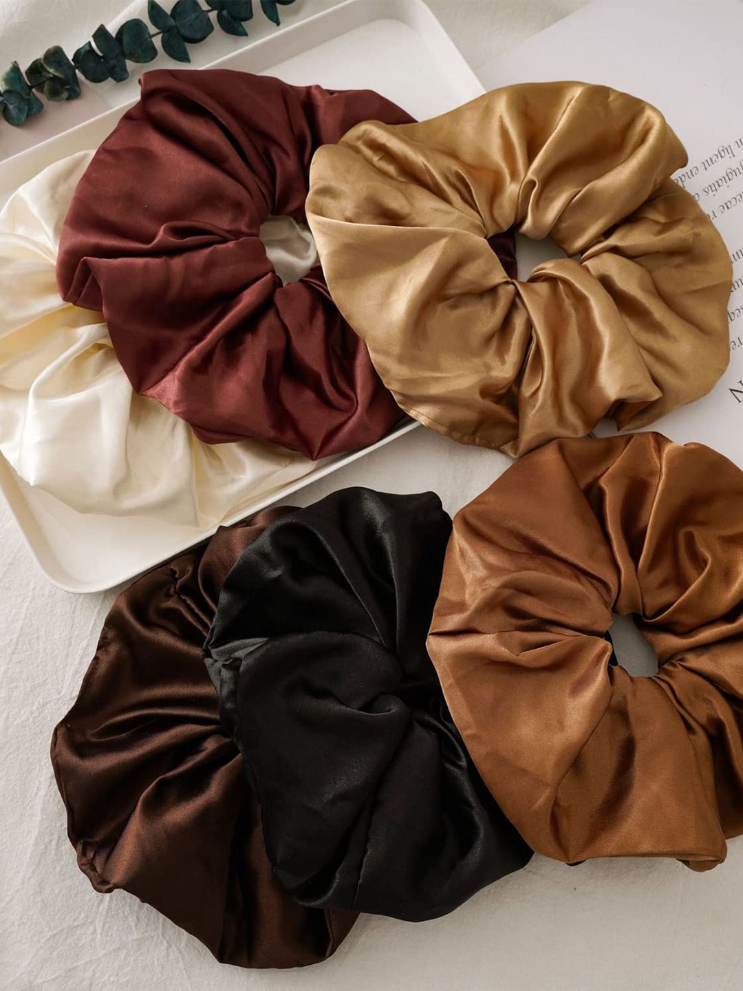 

Krelin Women Set of 6 Ponytail Holders, Brown