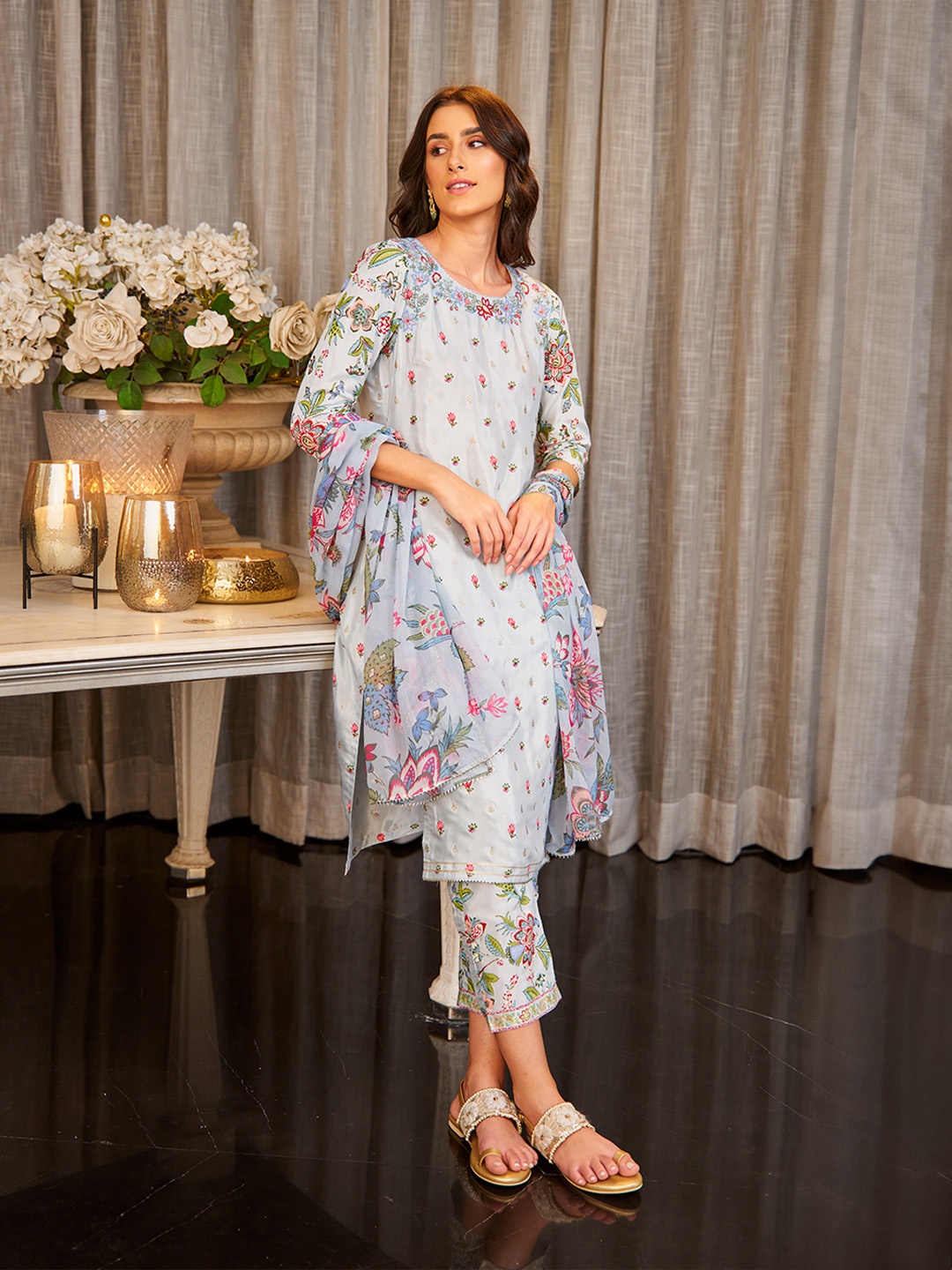 

W Floral Printed Gotta Patti Straight Kurta With Trousers & Dupatta, Blue