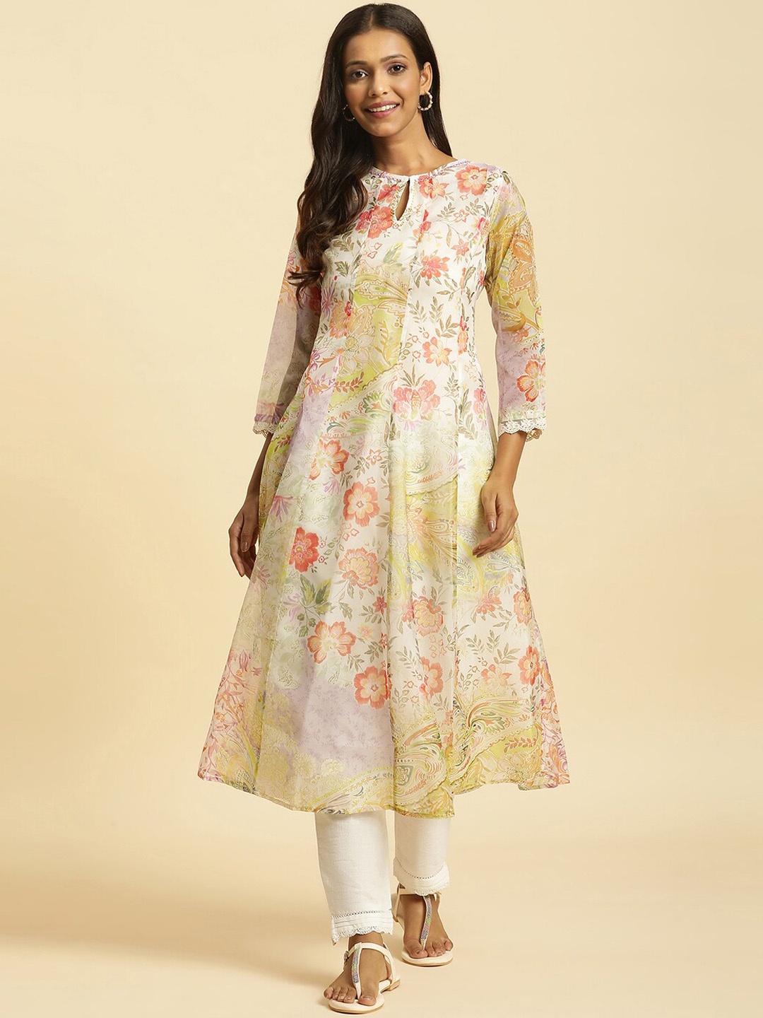 

W Floral Printed Round Neck Kurta, White