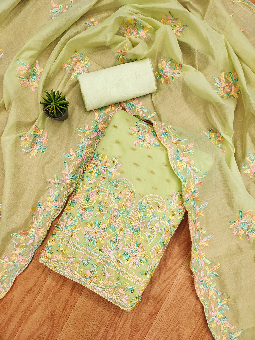 

KALINI Floral Embroidered Unstitched Dress Material, Green