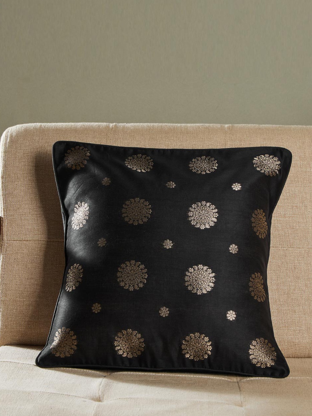 

Fabindia Black & Gold-Toned Floral Zari Square Cushion Cover