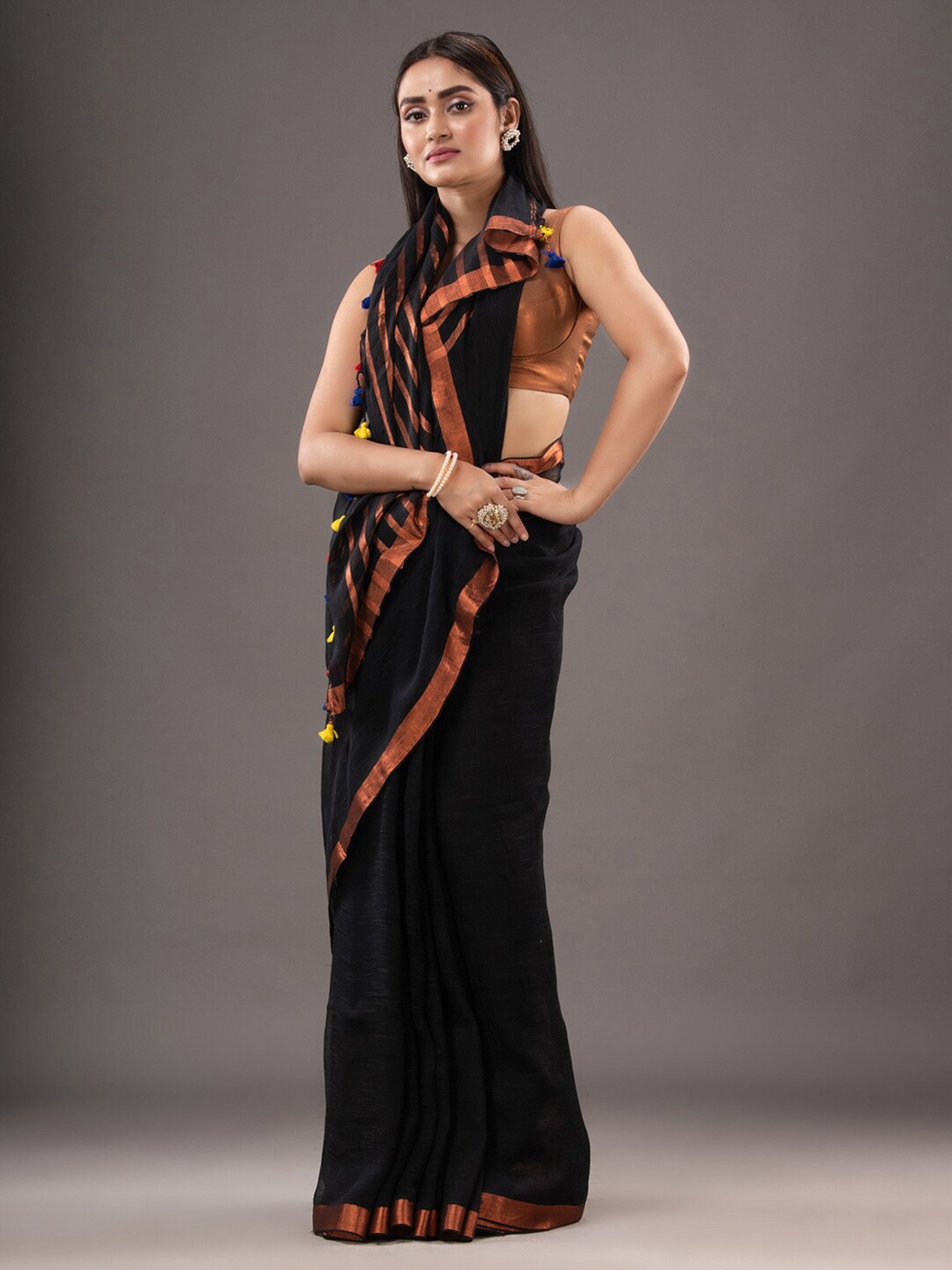 

Mitera Zari Pure Linen Saree, Black