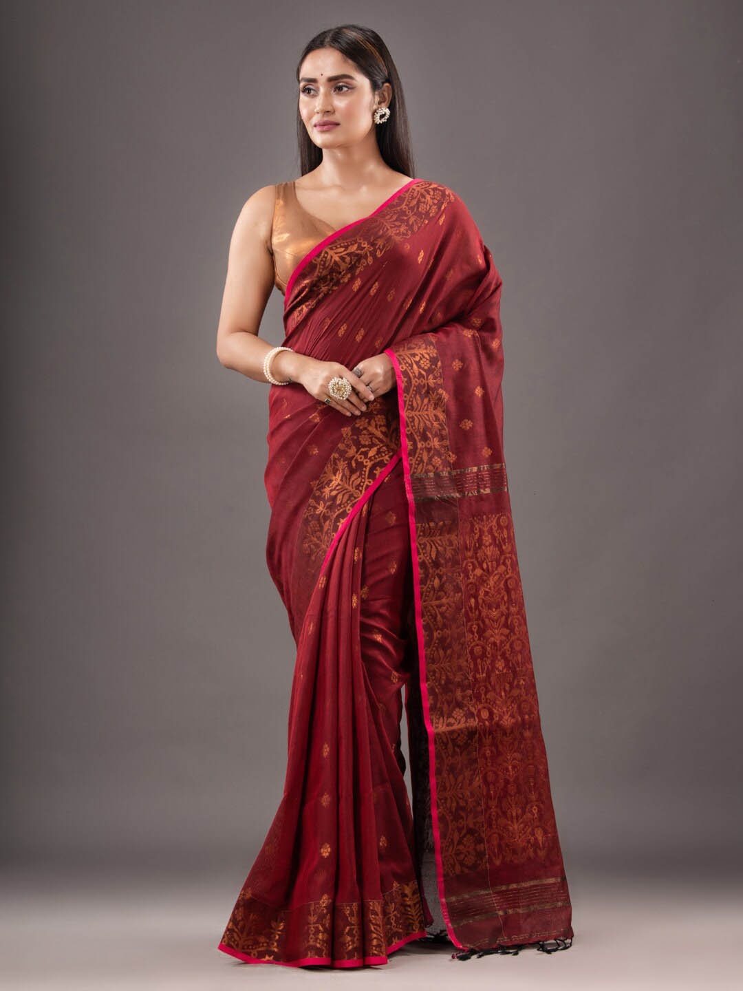 

Mitera Woven Design Zari Pure Cotton Saree, Maroon