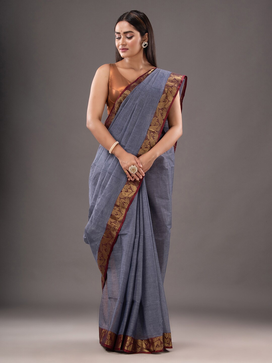 

Mitera Grey & Brown Zari Pure Cotton Taant Saree