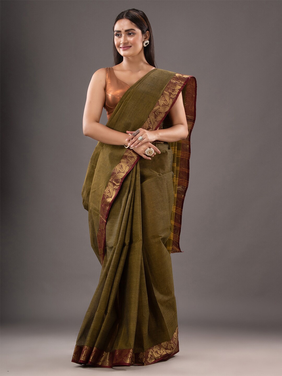 

Mitera Green & Gold-Toned Woven Design Zari Pure Cotton Taant Saree, Orange