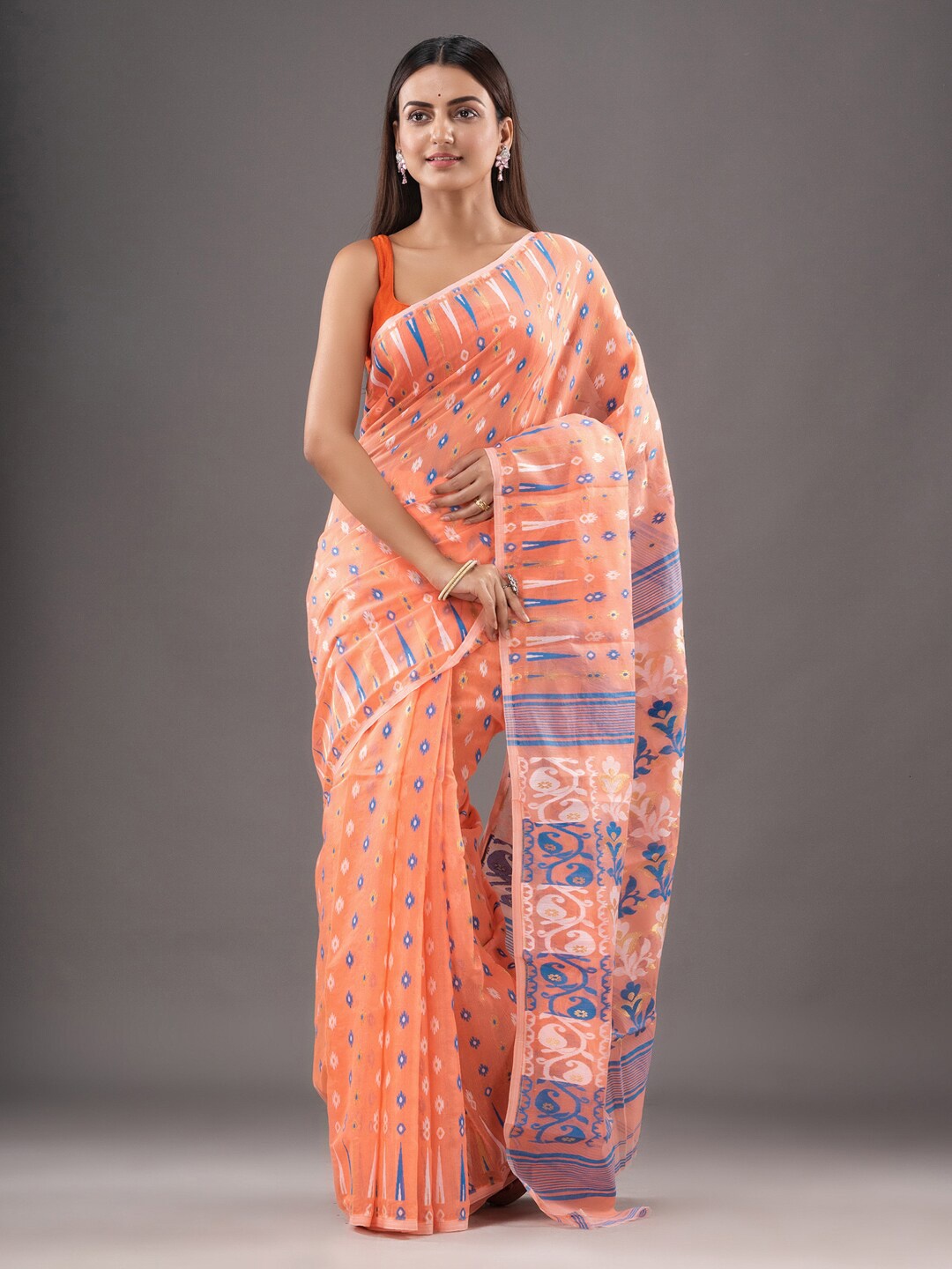

Mitera Peach-Coloured & Blue Ethnic Motifs Woven Design Silk Cotton Jamdani Saree