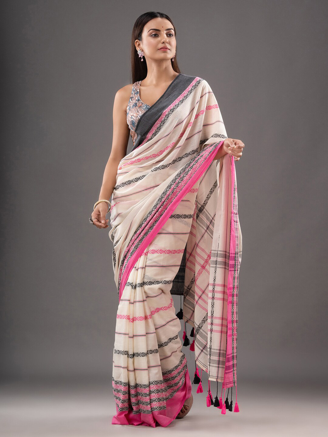 

Mitera Pink & White Ethnic Motif Woven Design Pure Cotton Saree