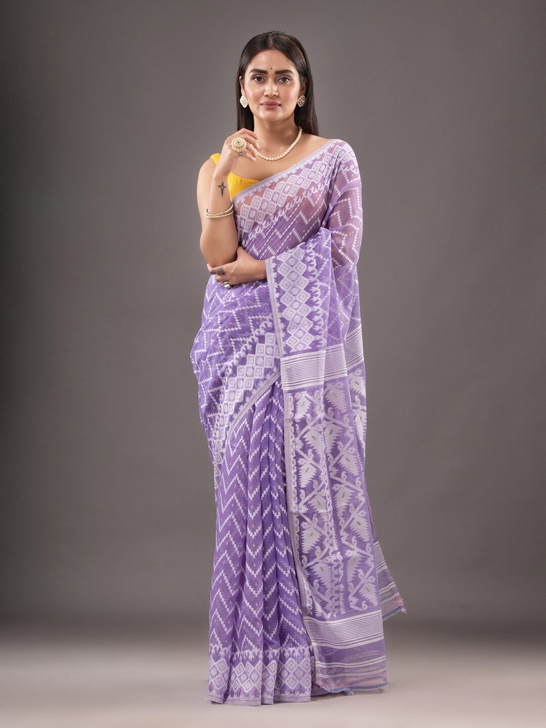 

Mitera Ethnic Motifs Woven Design Silk Cotton Jamdani Saree, Purple