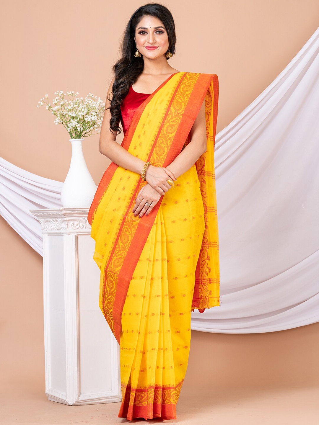 

Laa Calcutta Ethnic Motifs Woven Design Pure Cotton Taant Saree, Yellow