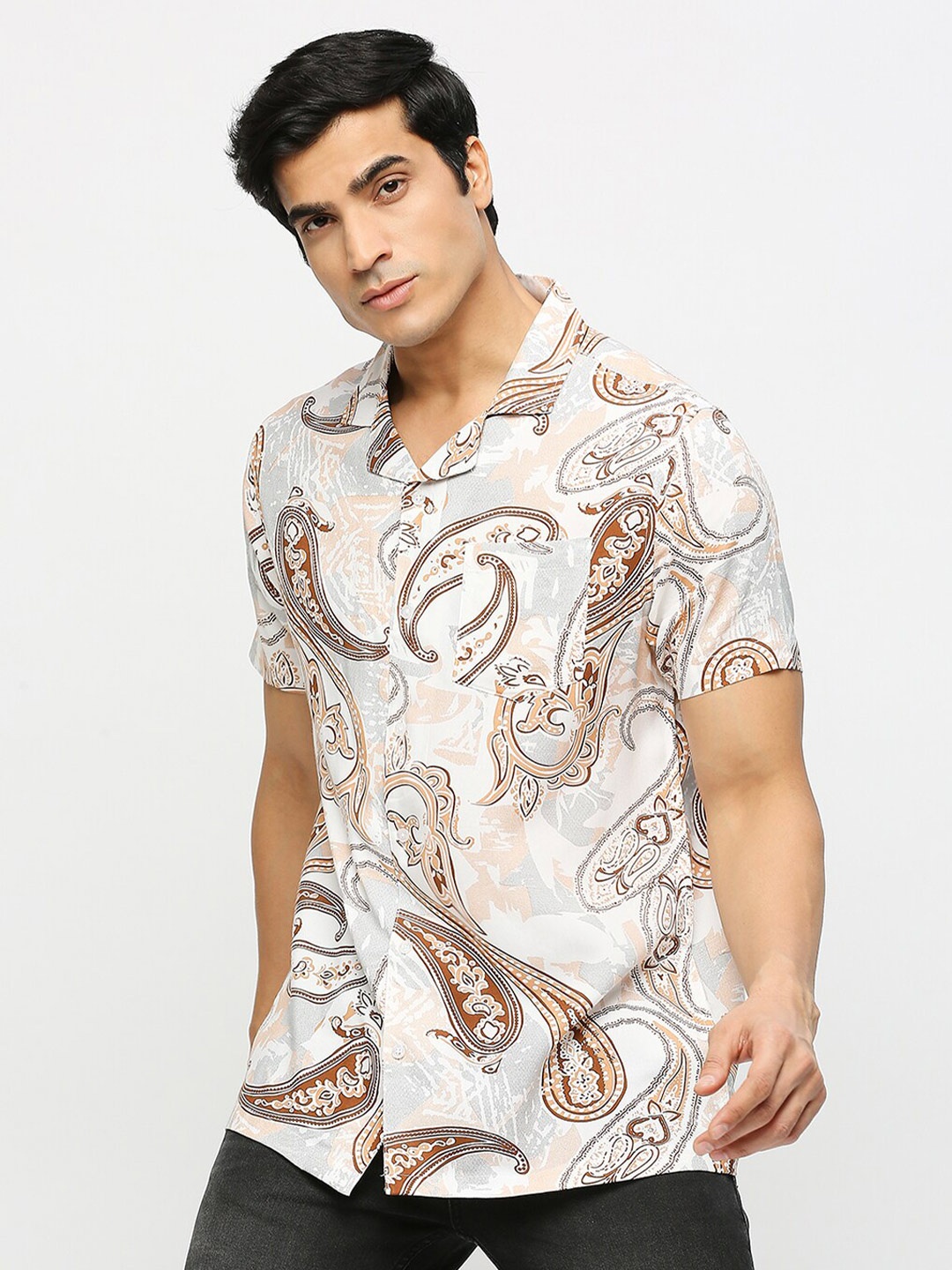 

MOD ECRU Ethnic Motifs Printed Smart Fit Casual Shirt, White