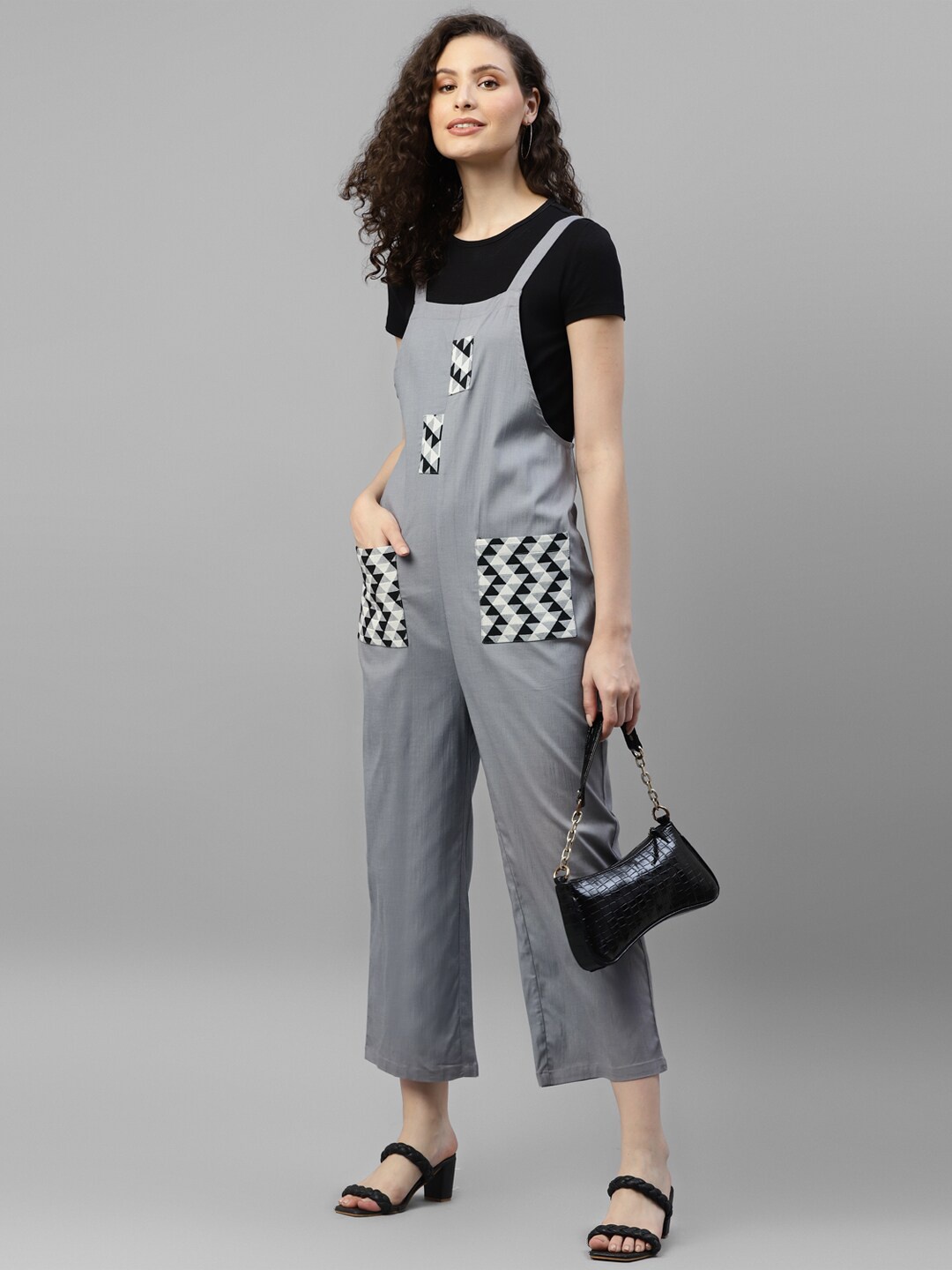 

DEEBACO Shoulder Straps Applique Cropped Culotte Jumpsuit, Grey