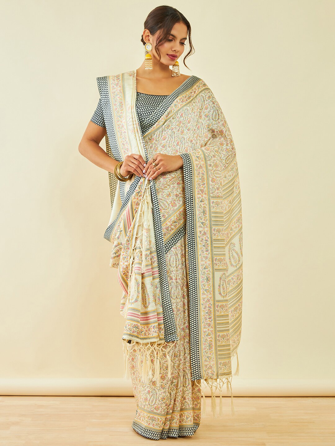 

Soch Paisley Printed Pashmina Saree With Shawl, Cream