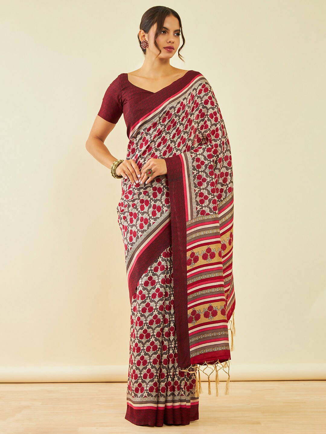 

Soch Floral Printed Saree With Shawl, Maroon