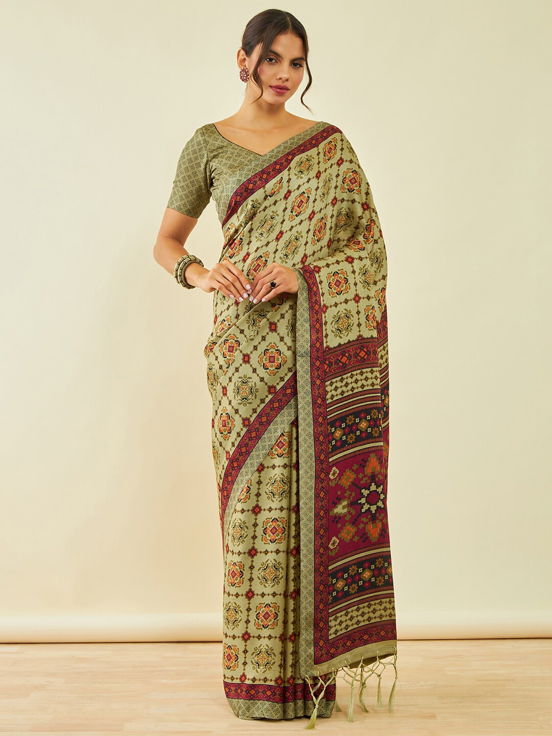 

Soch Ethnic Motifs Printed Pashmina Saree With Shawl, Olive
