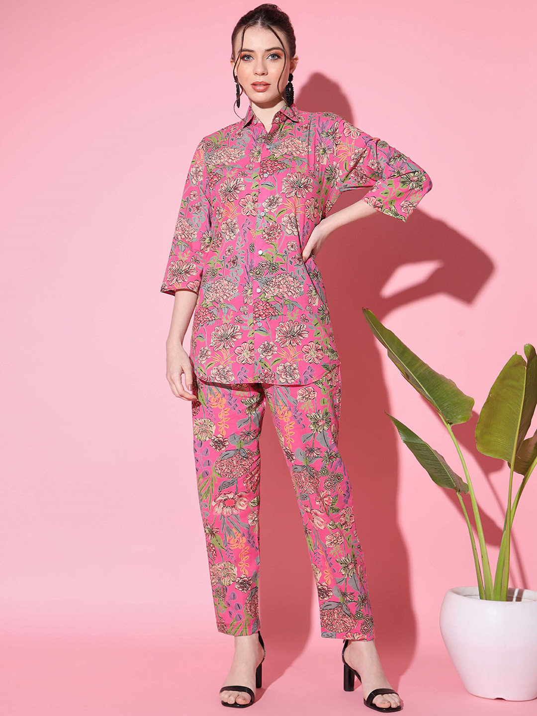 

Vbuyz Floral Printed Shirt Collar Three-Quarter Sleeves Cotton Co-Ords, Peach