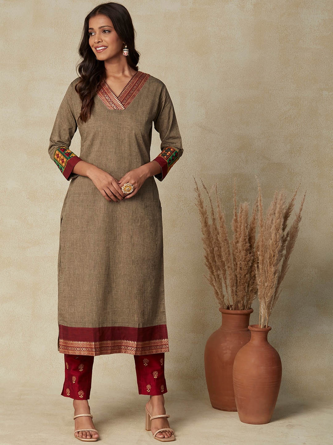 

FASHOR Resham Kutch Embroidered Kurta, Brown