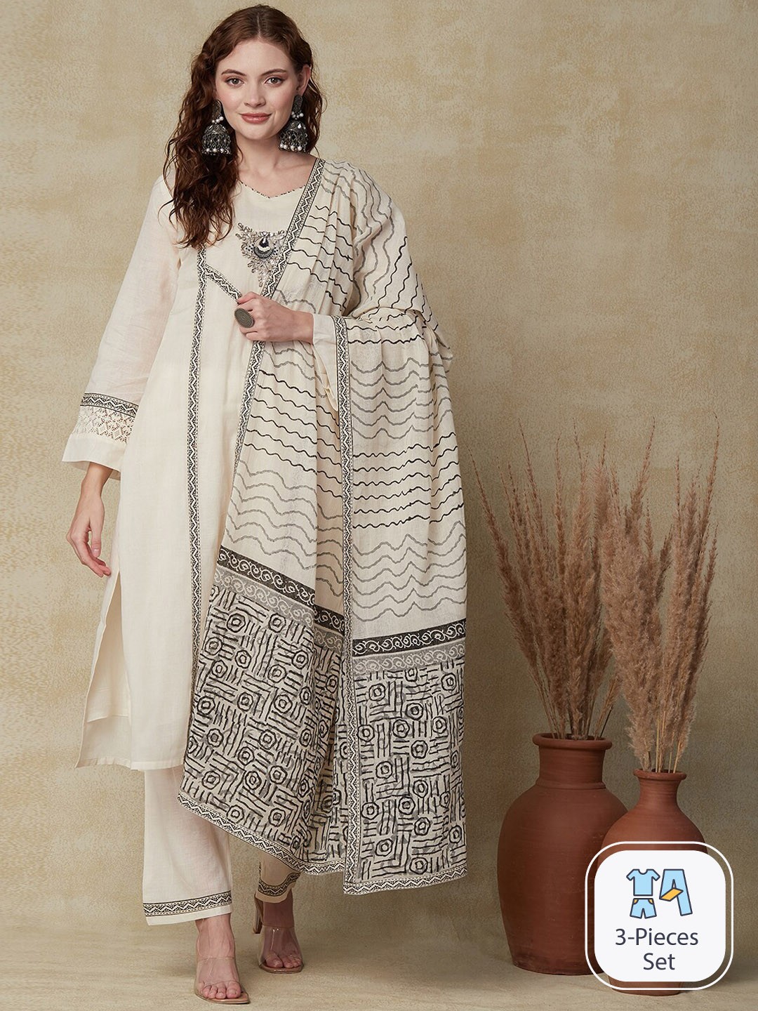 

FASHOR Floral Embroidered Thread Work Pure Cotton Straight Kurta With Trousers & Dupatta, Off white